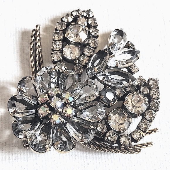 😳 Vintage High End AB Rhinestone Floral Flower Open Back Brooch Pin - Picture 5 of 9